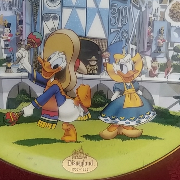 VTG. Disneyland's 40th Anniversary Plate. - Picture 2 of 6